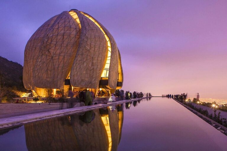 The Bahai Temple at sunset, as seen on the Bahai Temple and Cousiño Macul Vineyard tour, from Viator, which is one of the top winery tours from Santiago.