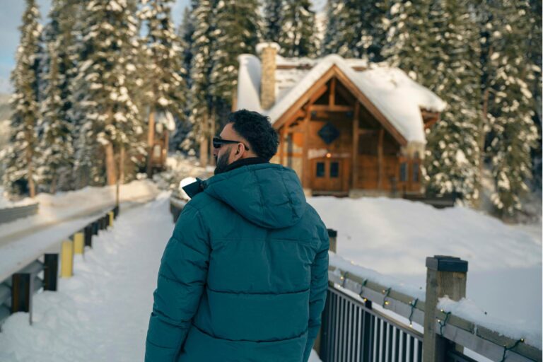 Winter getaways in Canada: a snowy retreat.